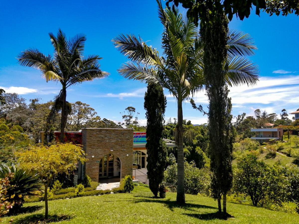 Hotel Hevilat Paraiso De Oriente 里奥内格罗 外观 照片