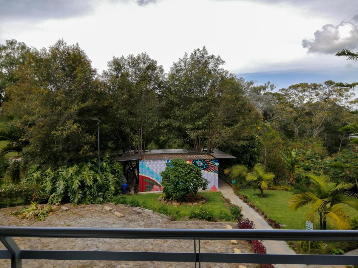 Hotel Hevilat Paraiso De Oriente 里奥内格罗 外观 照片